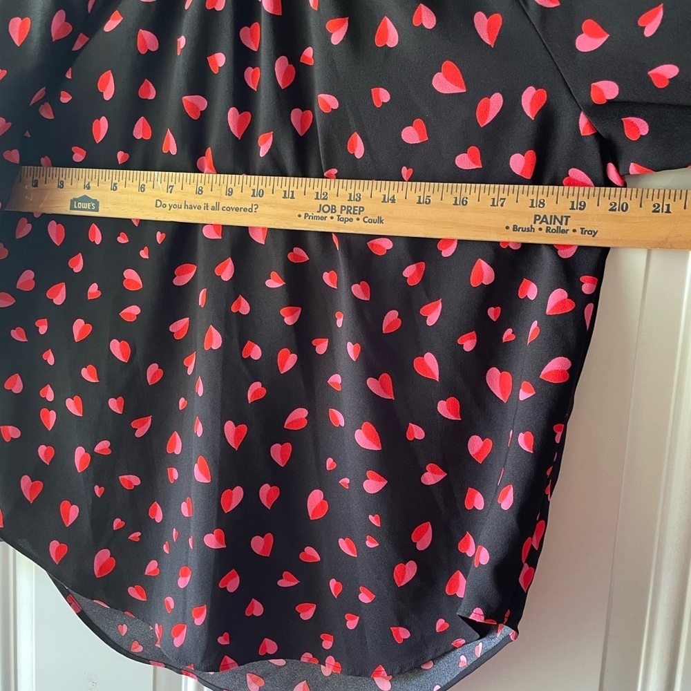 🔥🔥5/$25! Ann Taylor heart blouse - Picture 5 of 6